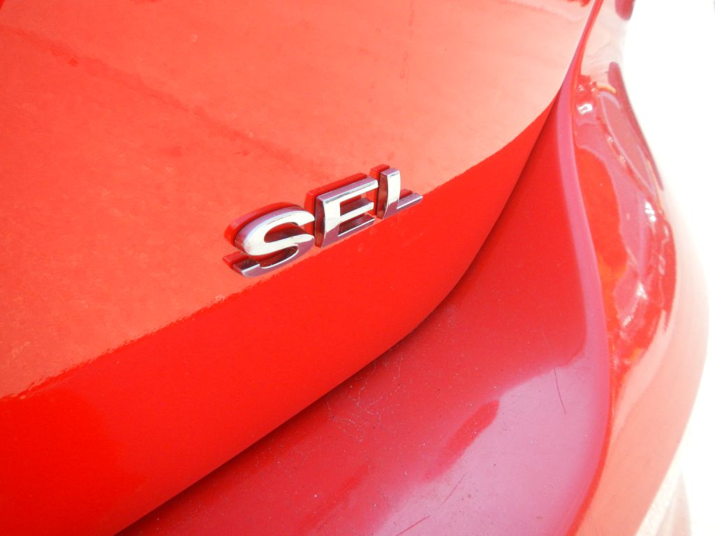 Photo 30 of this FORD FOCUS