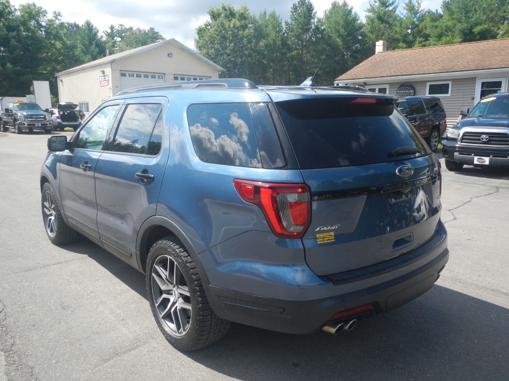 Photo 8 of this FORD EXPLORER 4WD