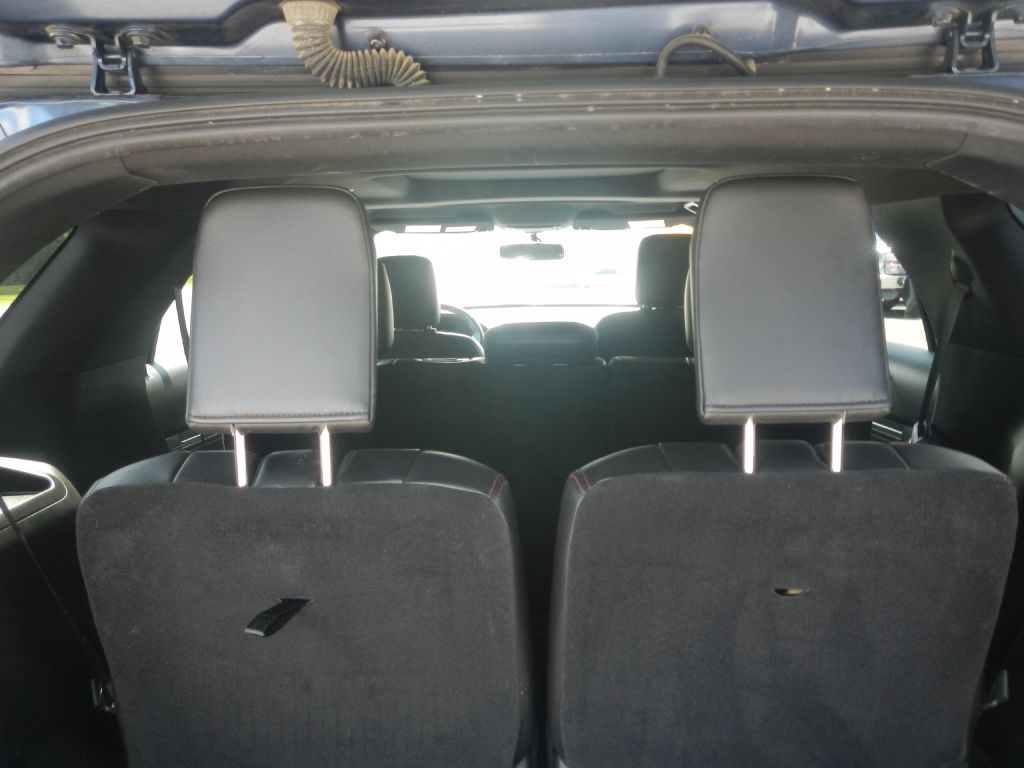 Photo 41 of this FORD EXPLORER 4WD