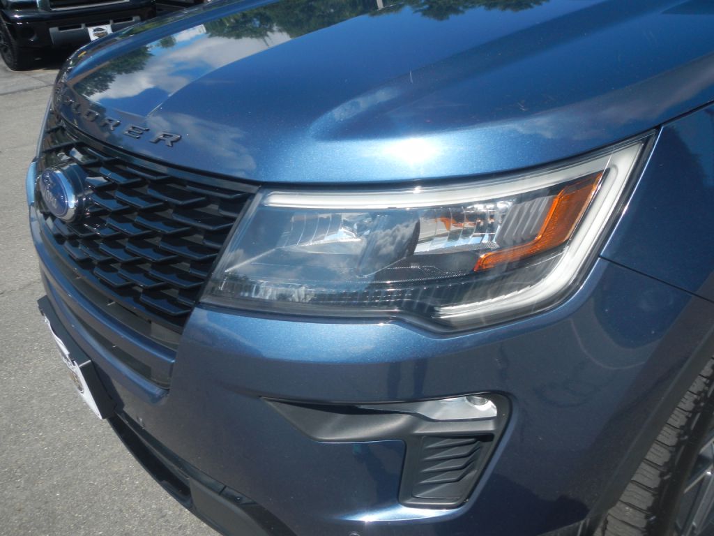 Photo 42 of this FORD EXPLORER 4WD