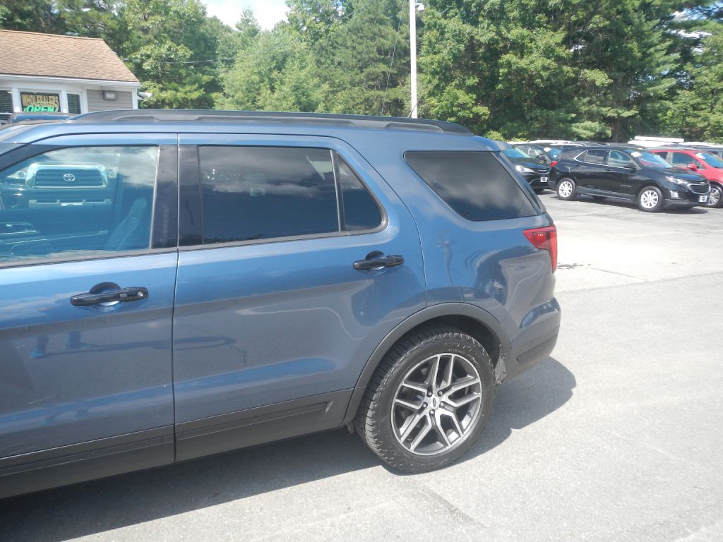Photo 44 of this FORD EXPLORER 4WD