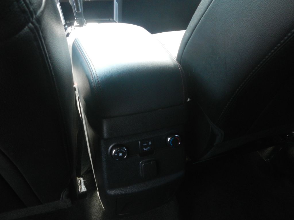 Photo 52 of this FORD EXPLORER 4WD