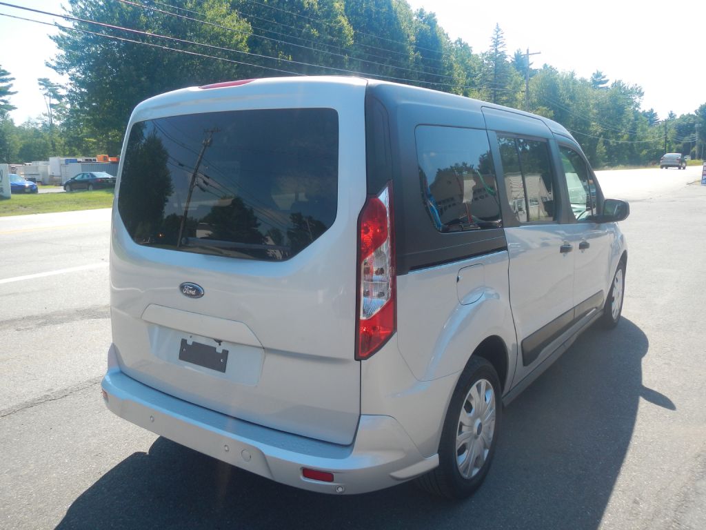 Photo 7 of this FORD TRANSIT CONNECT