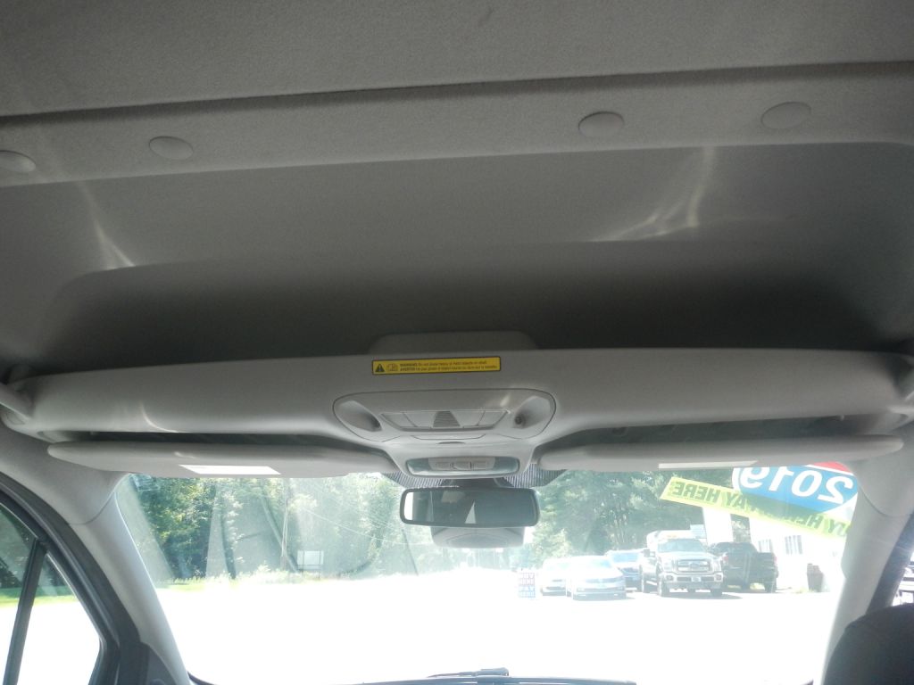 Photo 31 of this FORD TRANSIT CONNECT