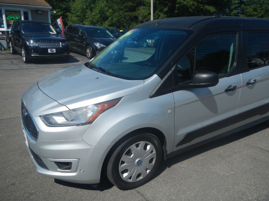Photo 40 of this FORD TRANSIT CONNECT