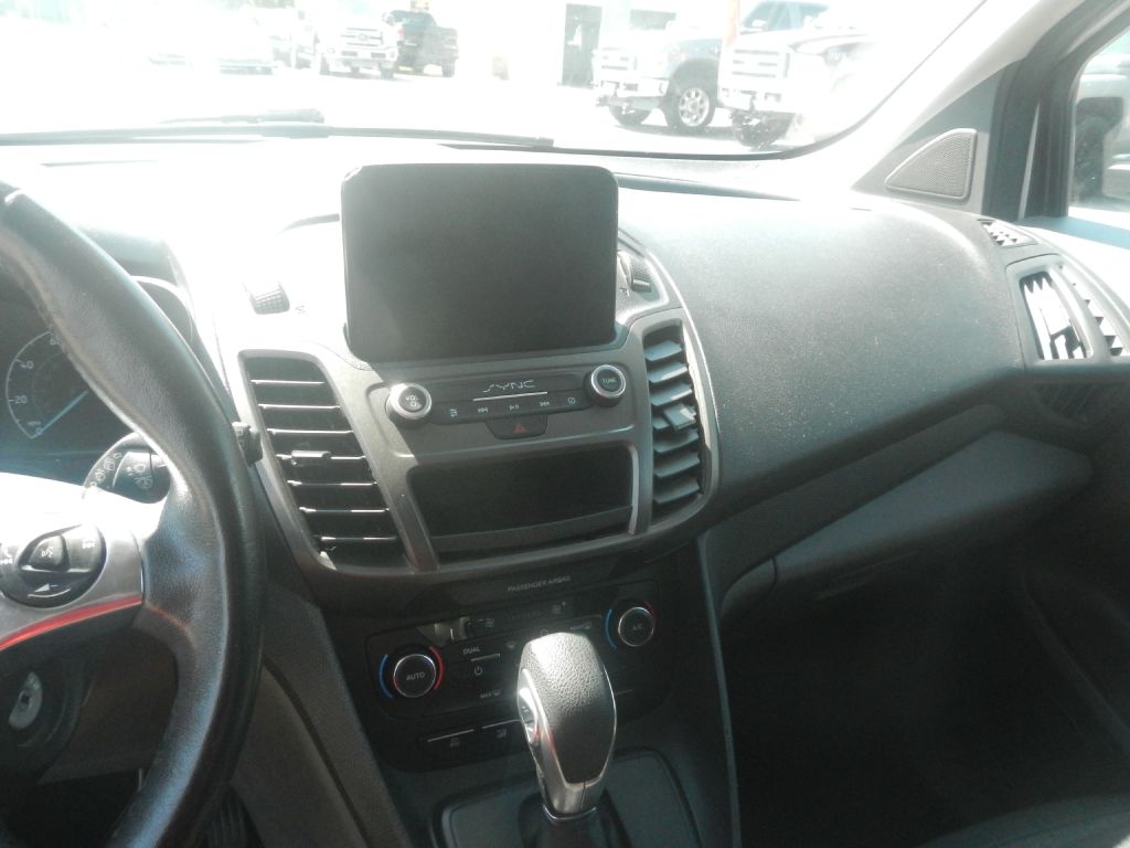 Photo 51 of this FORD TRANSIT CONNECT