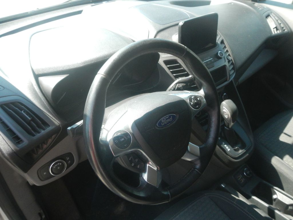 Photo 54 of this FORD TRANSIT CONNECT