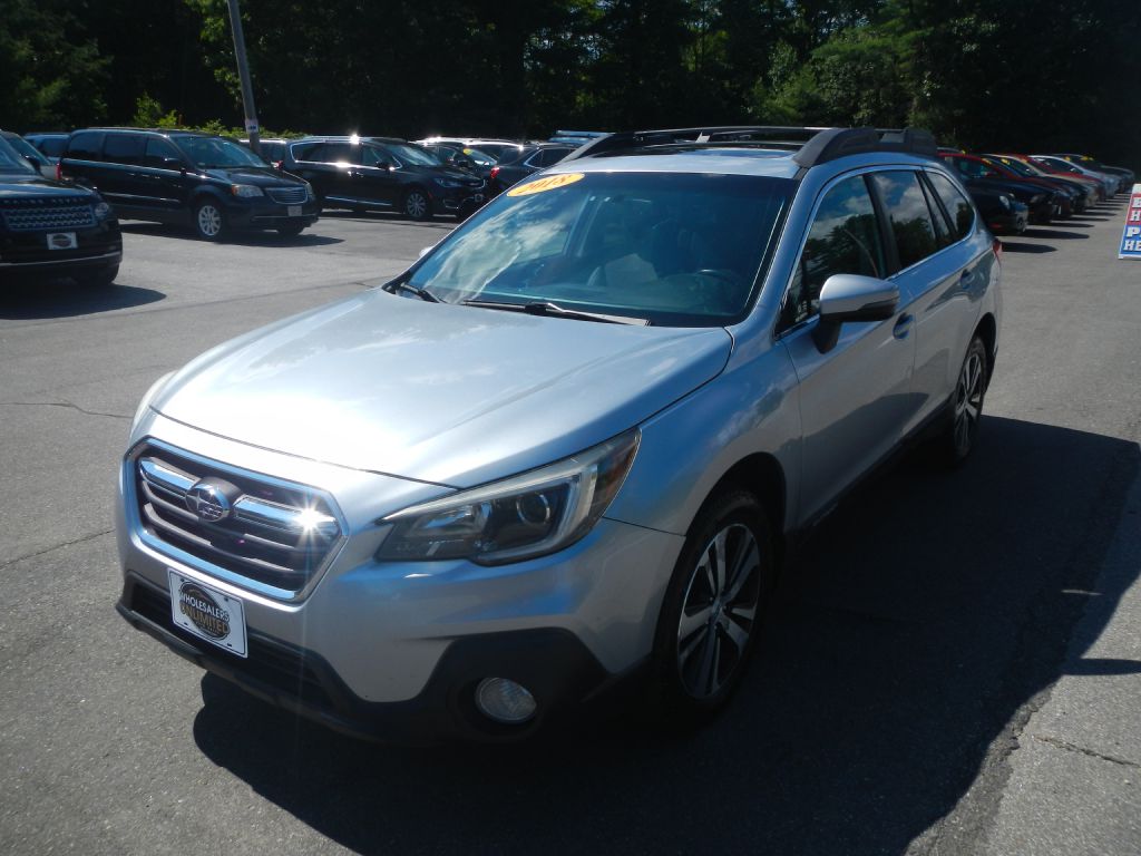Photo 2 of this SUBARU OUTBACK AWD