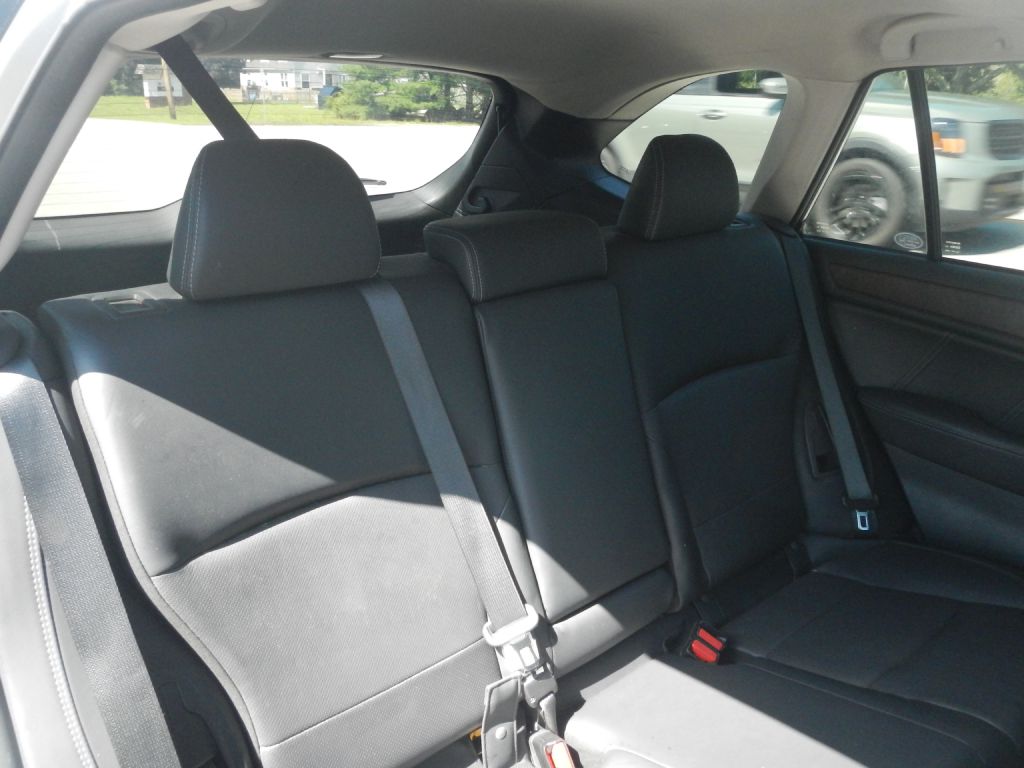 Photo 7 of this SUBARU OUTBACK AWD
