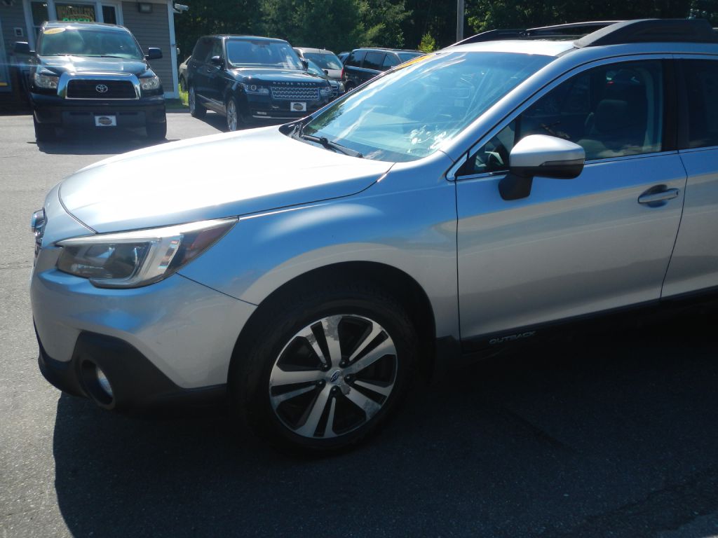 Photo 38 of this SUBARU OUTBACK AWD