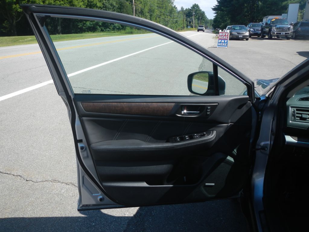 Photo 47 of this SUBARU OUTBACK AWD
