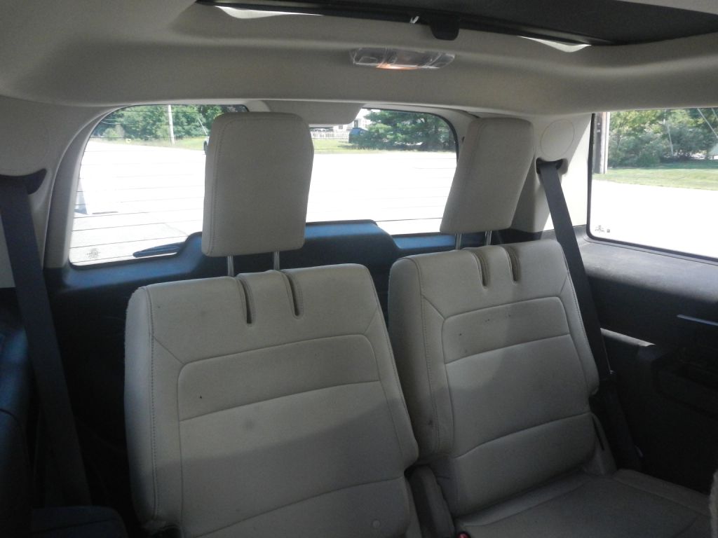 Photo 6 of this FORD FLEX