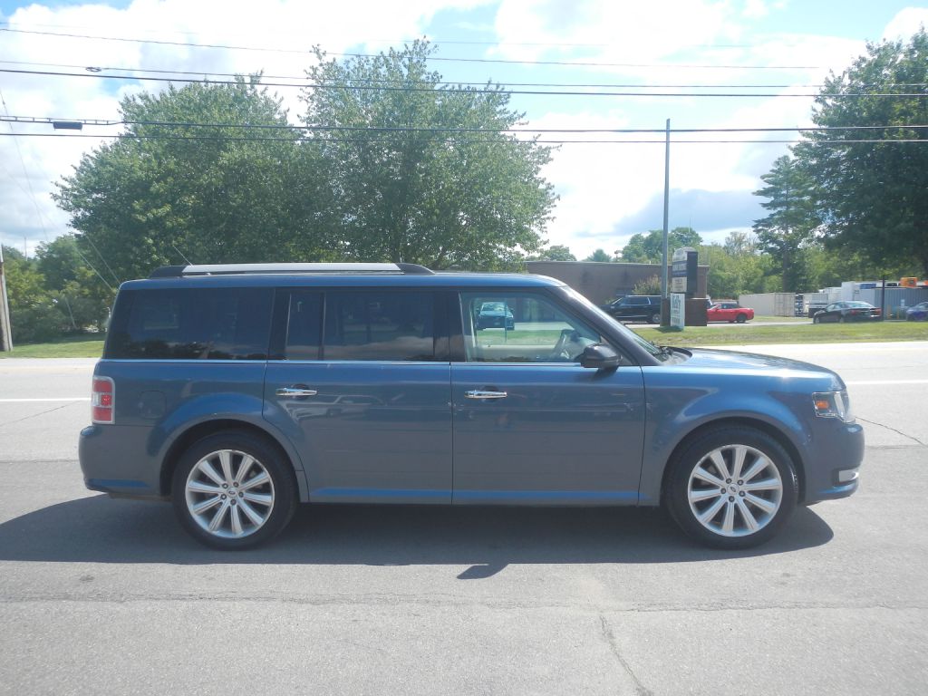 Photo 17 of this FORD FLEX
