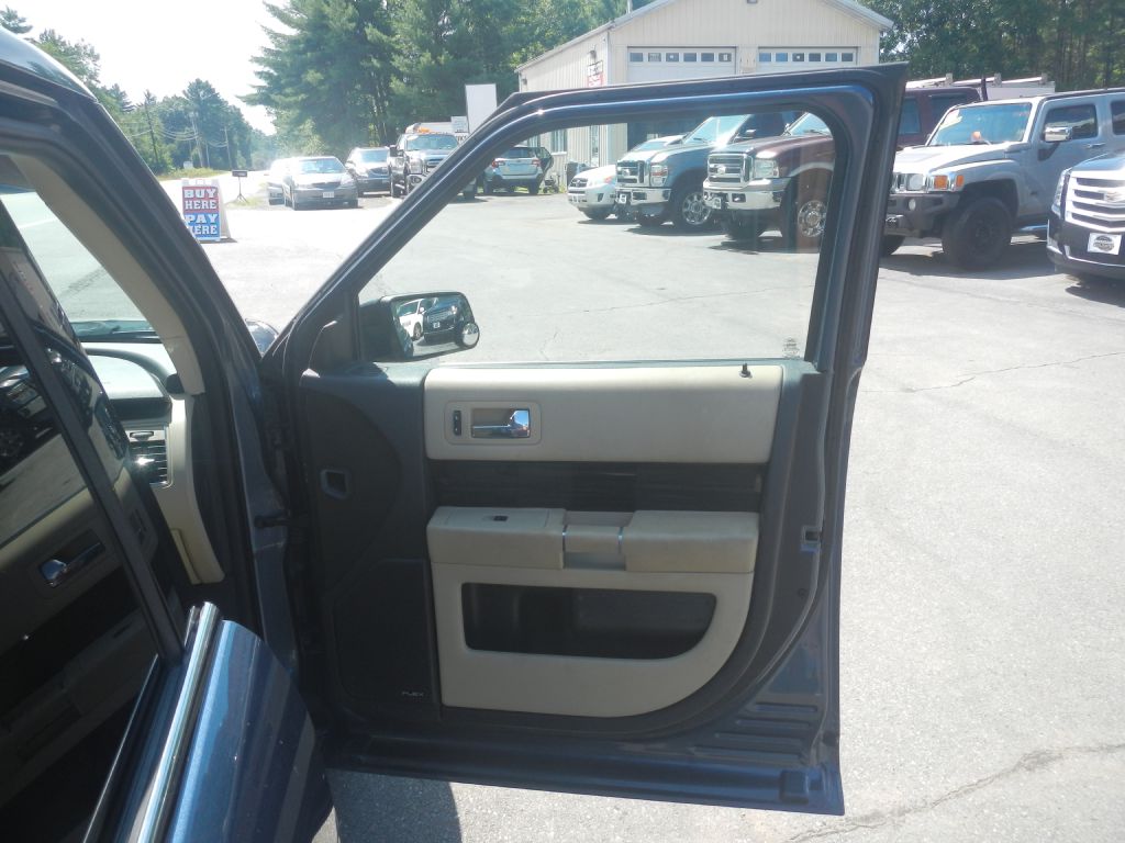 Photo 18 of this FORD FLEX