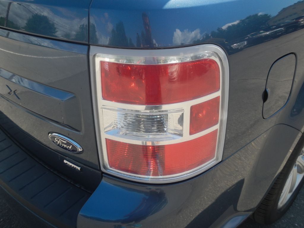 Photo 35 of this FORD FLEX
