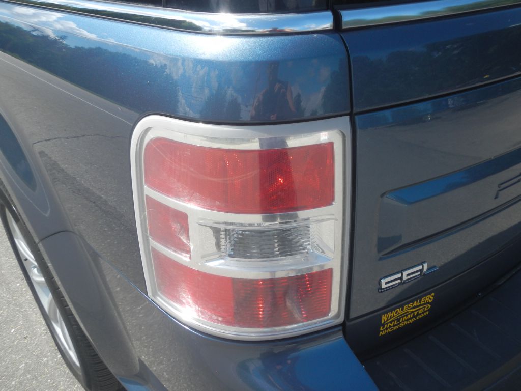 Photo 37 of this FORD FLEX