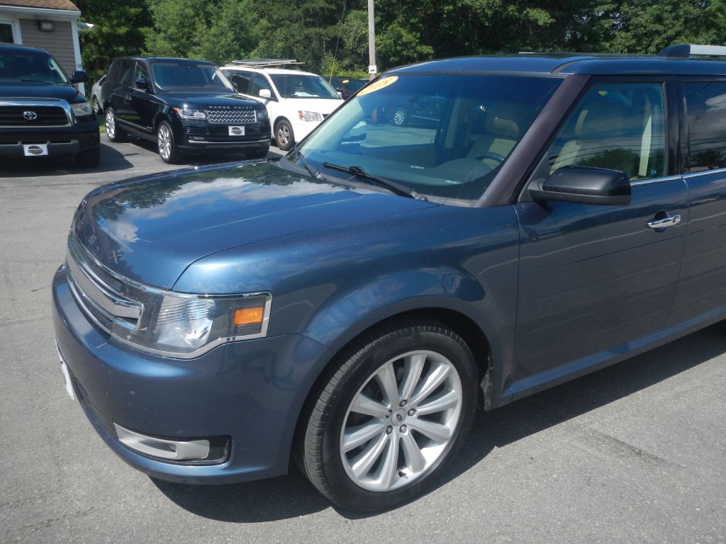 Photo 43 of this FORD FLEX