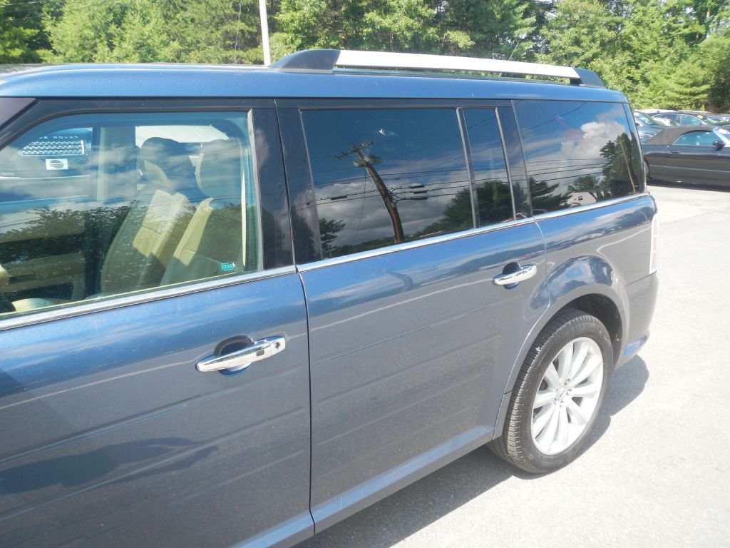 Photo 44 of this FORD FLEX