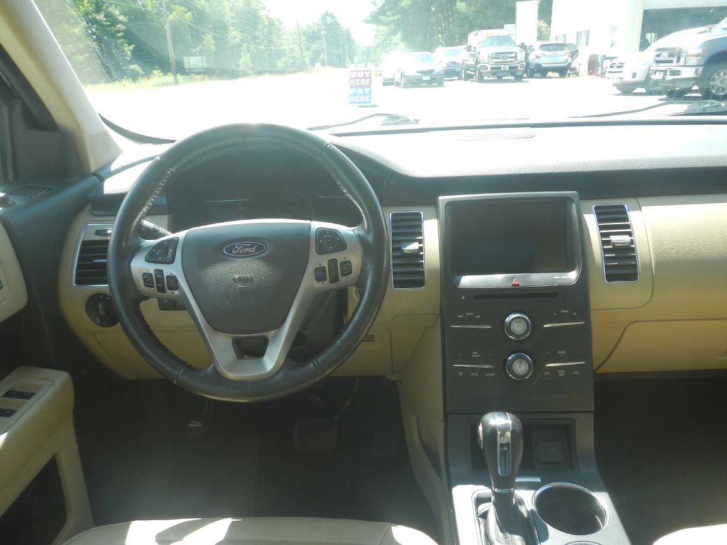 Photo 52 of this FORD FLEX