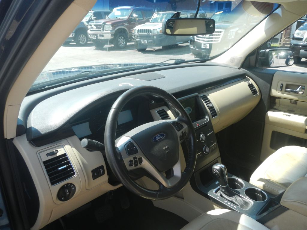 Photo 54 of this FORD FLEX