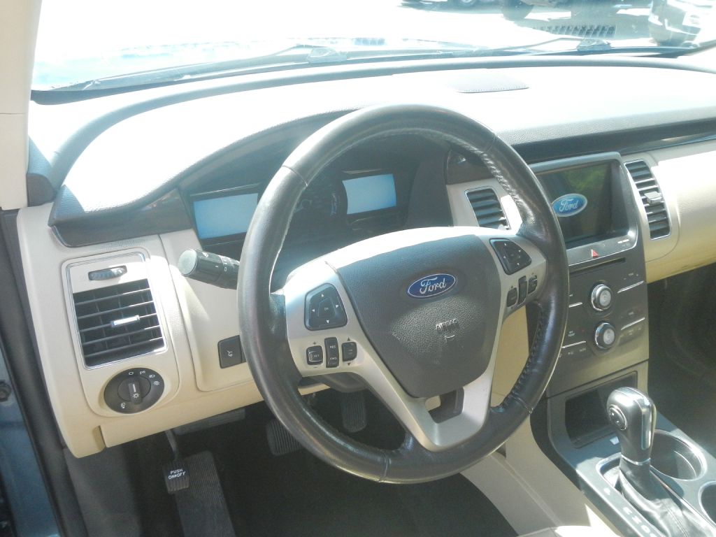 Photo 58 of this FORD FLEX