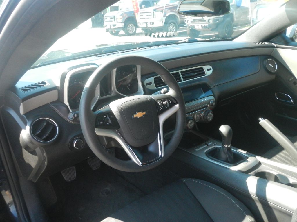 Photo 9 of this CHEVROLET CAMARO
