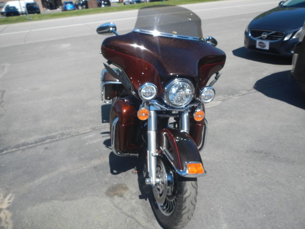 Photo 2 of this HARLEY DAVIDSON ELECTRA GLIDE
