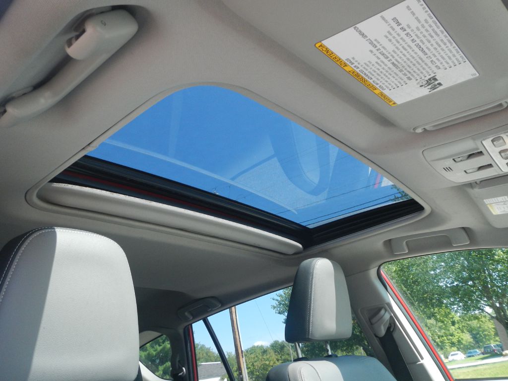 Photo 20 of this TOYOTA RAV4