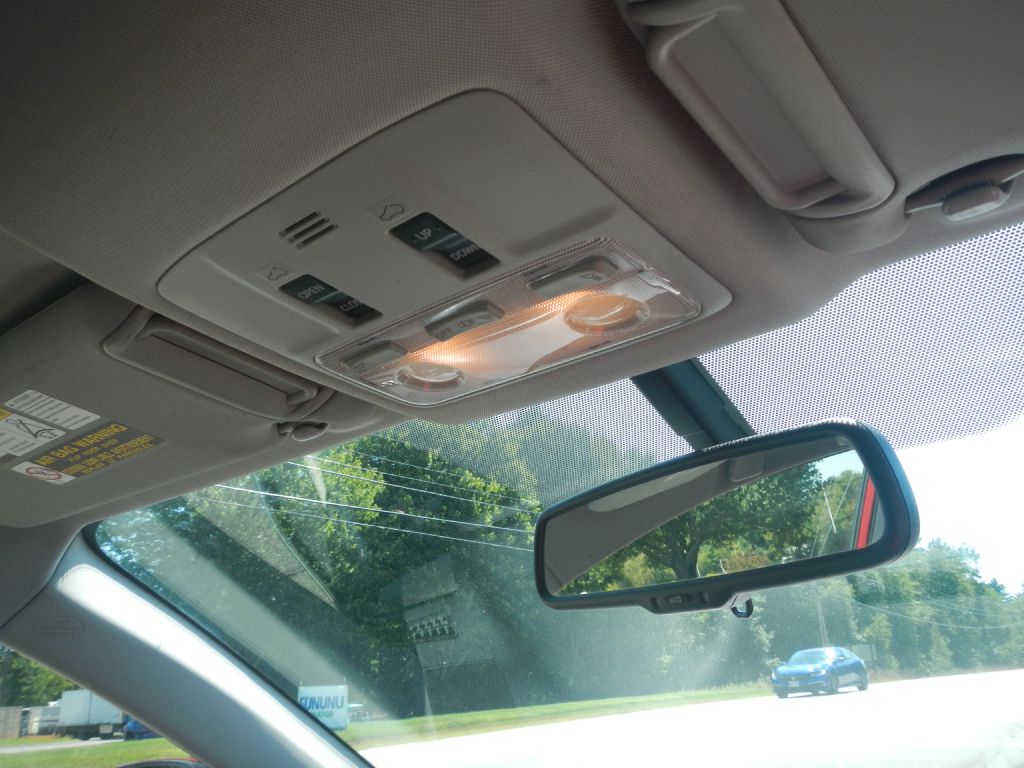 Photo 22 of this TOYOTA RAV4