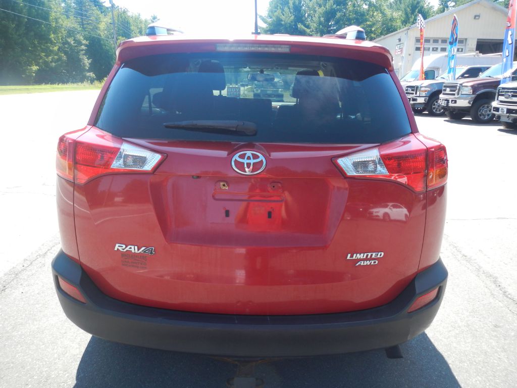 Photo 34 of this TOYOTA RAV4