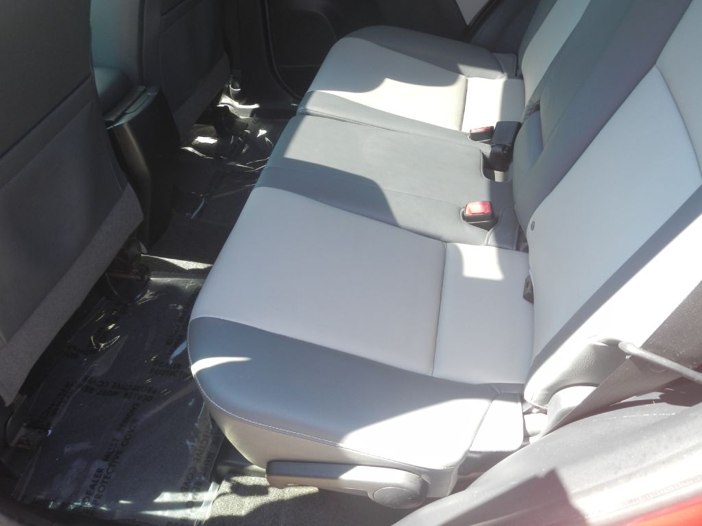 Photo 47 of this TOYOTA RAV4