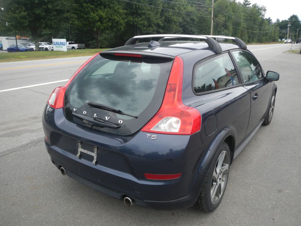 Photo 6 of this VOLVO C30