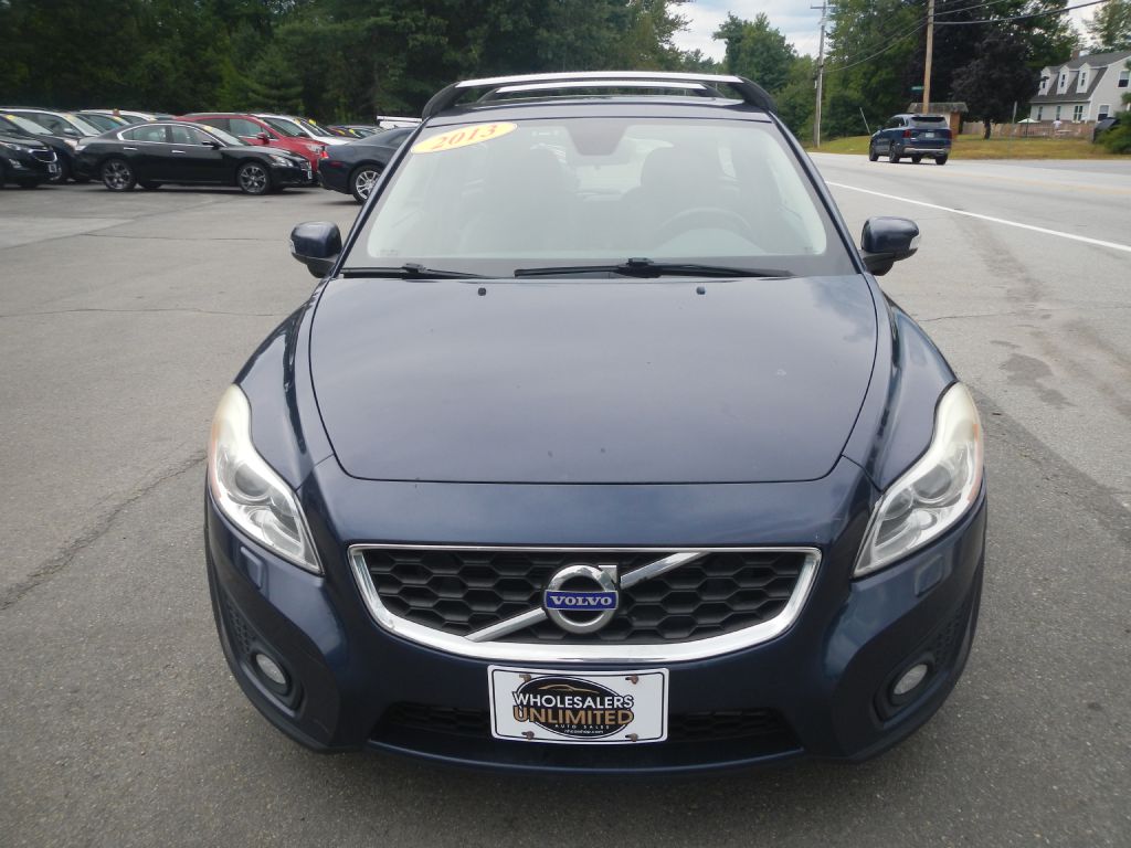 Photo 11 of this VOLVO C30