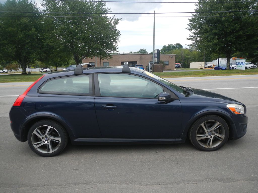 Photo 14 of this VOLVO C30