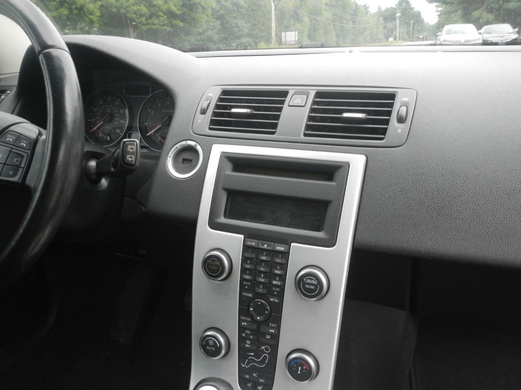 Photo 19 of this VOLVO C30