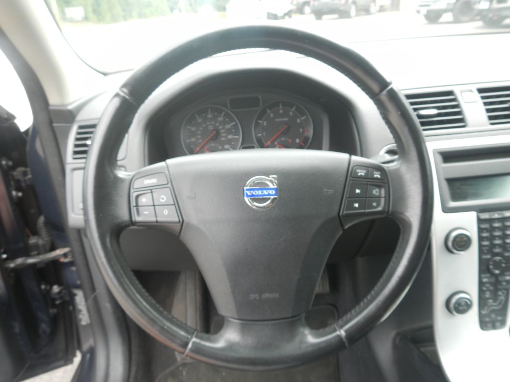 Photo 43 of this VOLVO C30