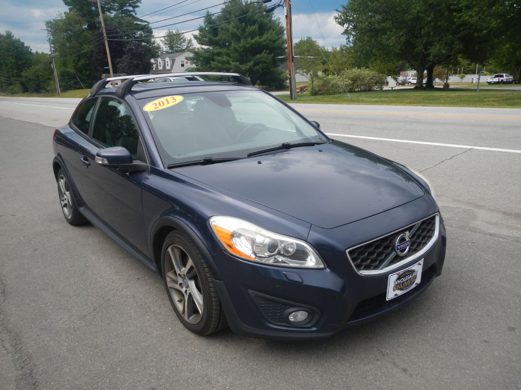 Photo 48 of this VOLVO C30