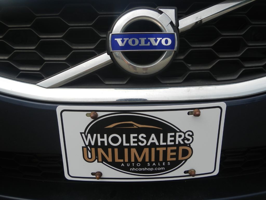 Photo 49 of this VOLVO C30