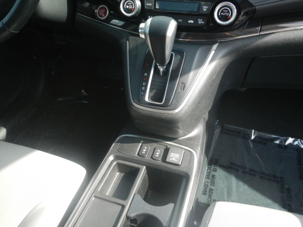 Photo 22 of this HONDA CR-V AWD