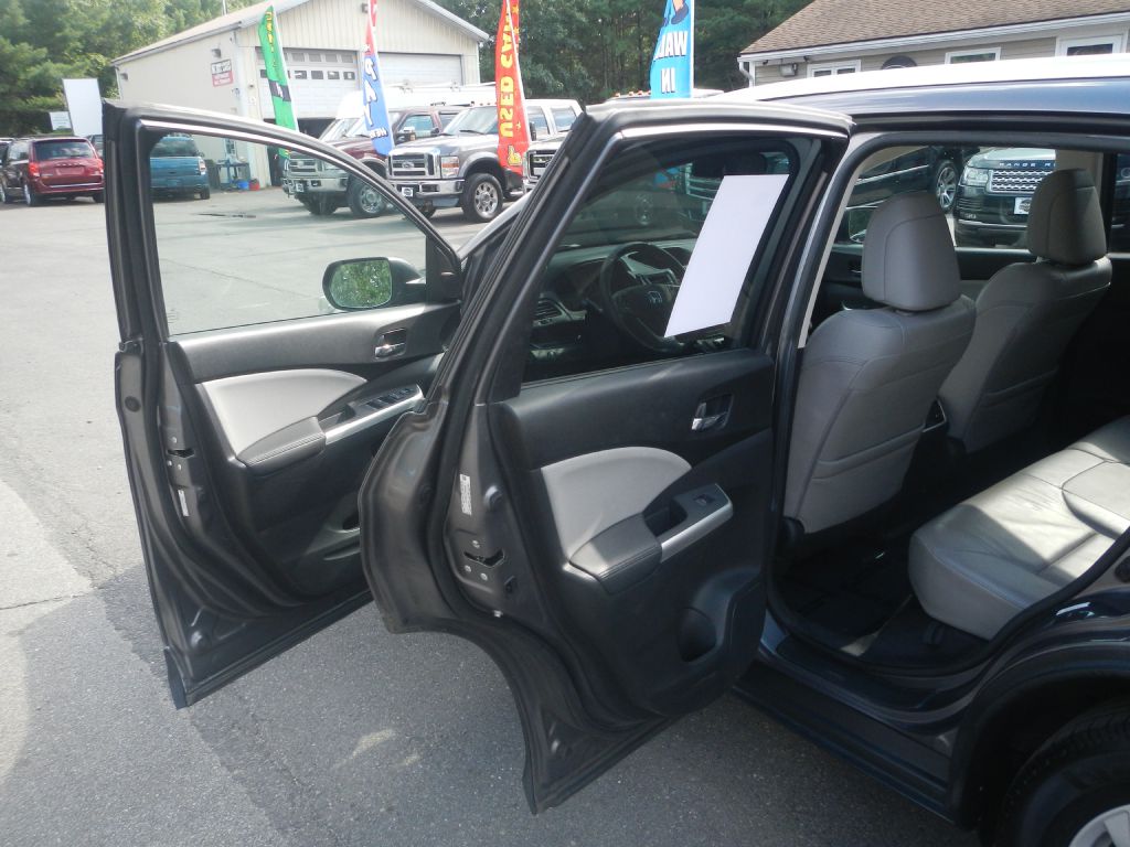 Photo 36 of this HONDA CR-V AWD