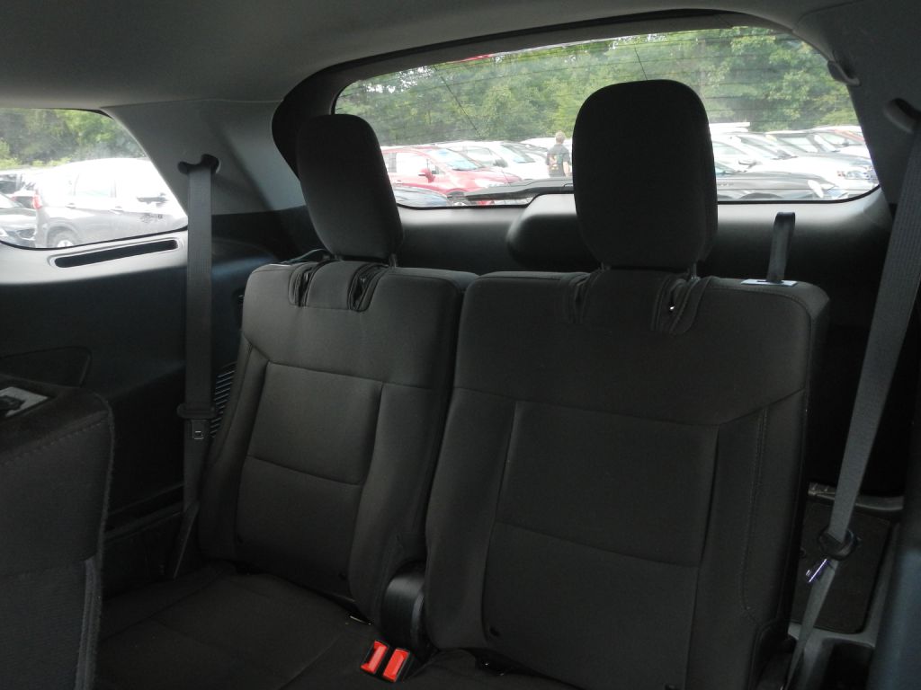 Photo 9 of this FORD EXPLORER