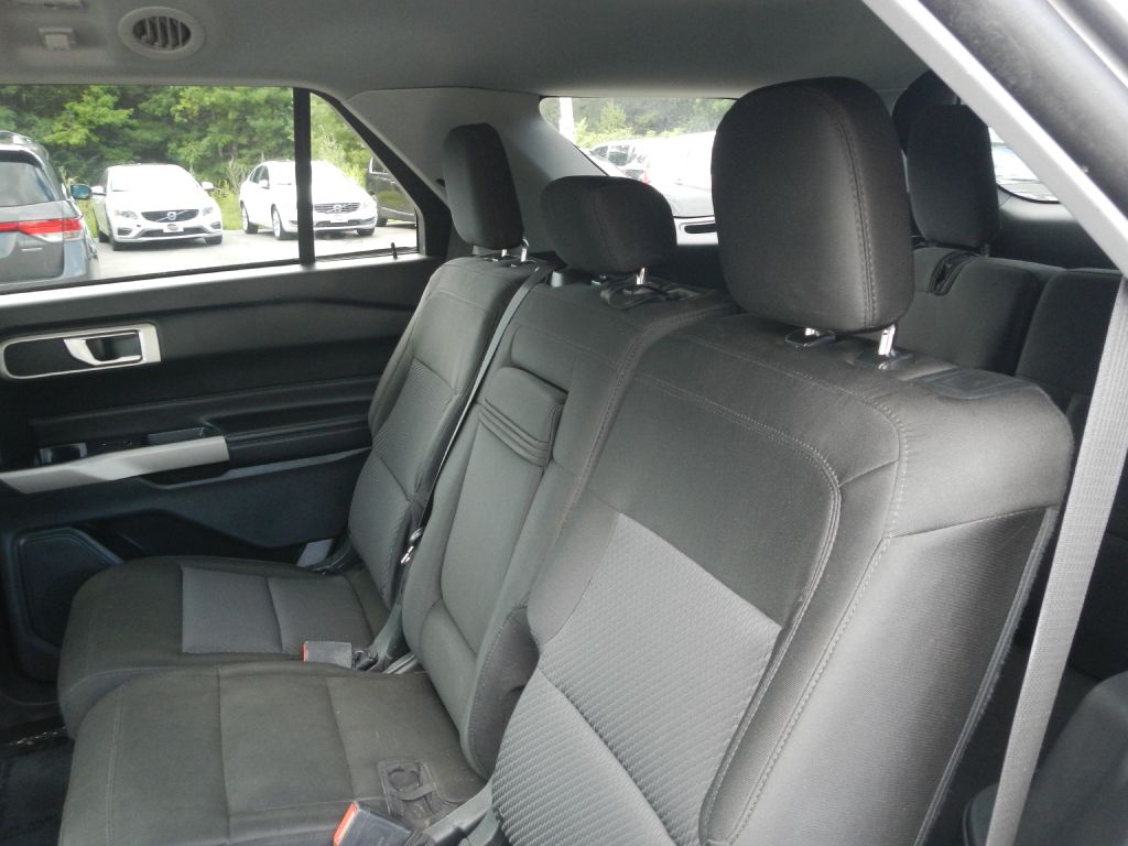 Photo 10 of this FORD EXPLORER