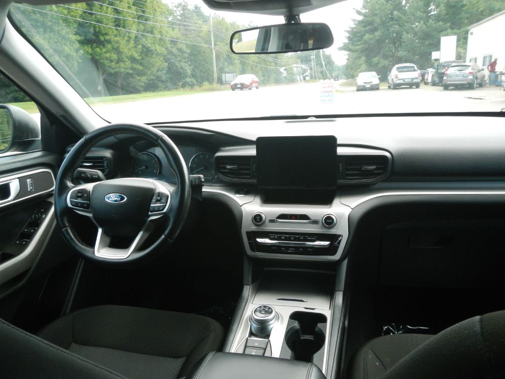 Photo 26 of this FORD EXPLORER