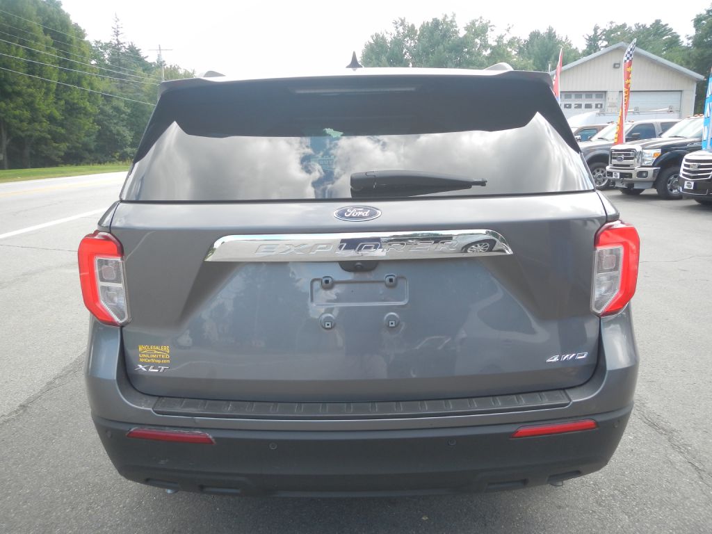 Photo 29 of this FORD EXPLORER