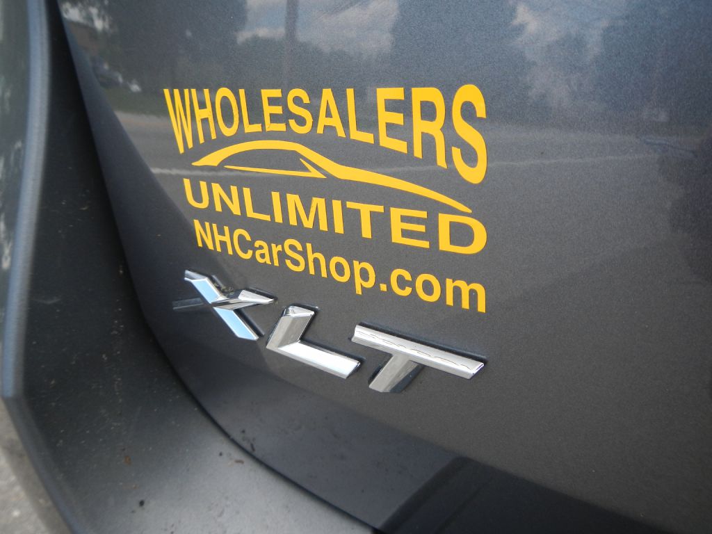 Photo 32 of this FORD EXPLORER
