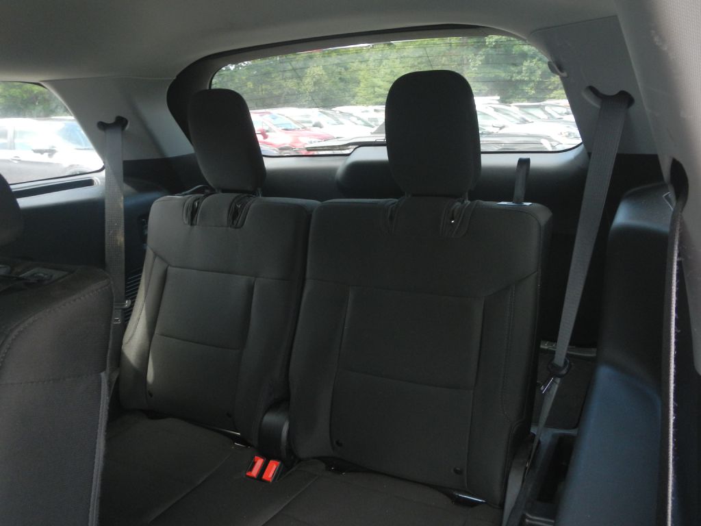 Photo 42 of this FORD EXPLORER