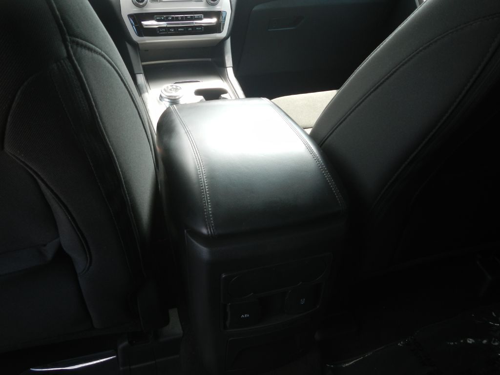 Photo 44 of this FORD EXPLORER