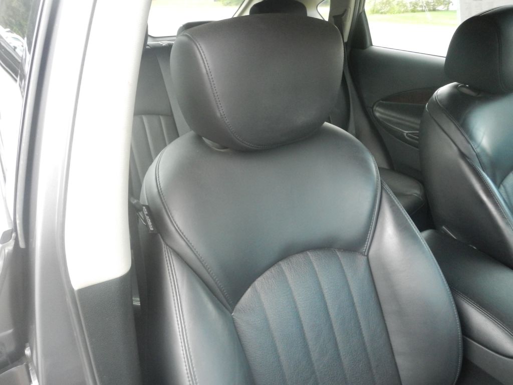 Photo 19 of this INFINITI QX50 AWD