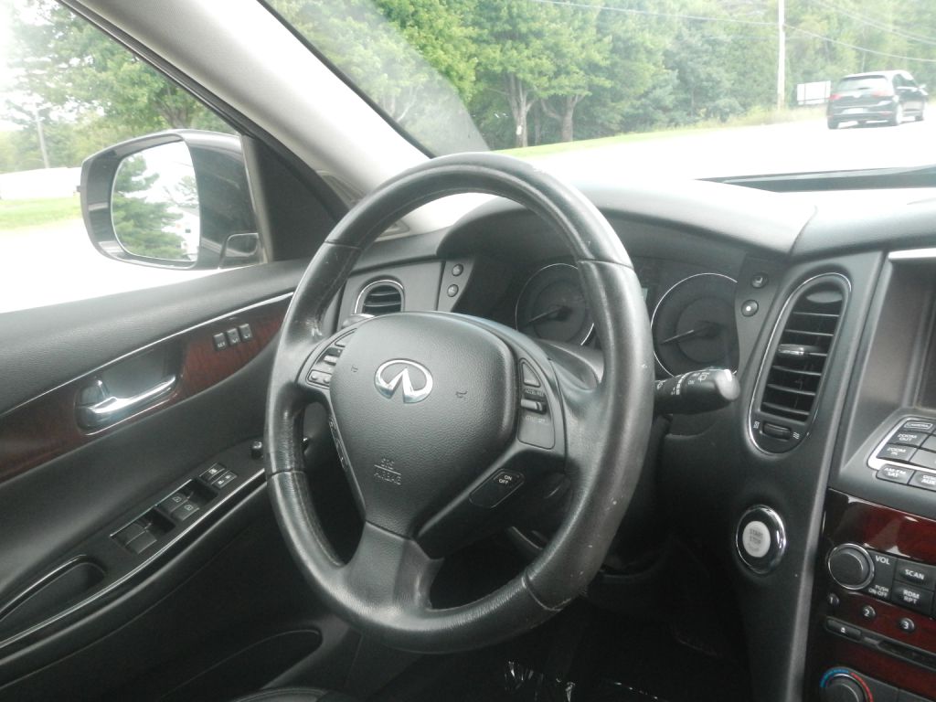 Photo 20 of this INFINITI QX50 AWD