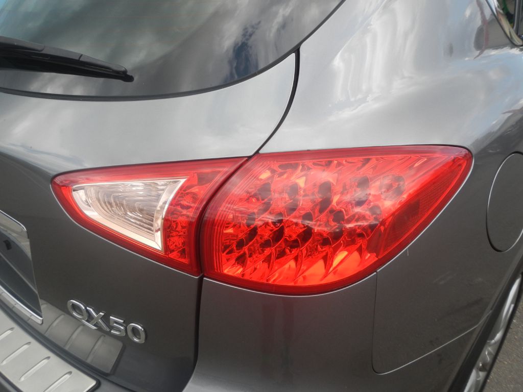 Photo 32 of this INFINITI QX50 AWD
